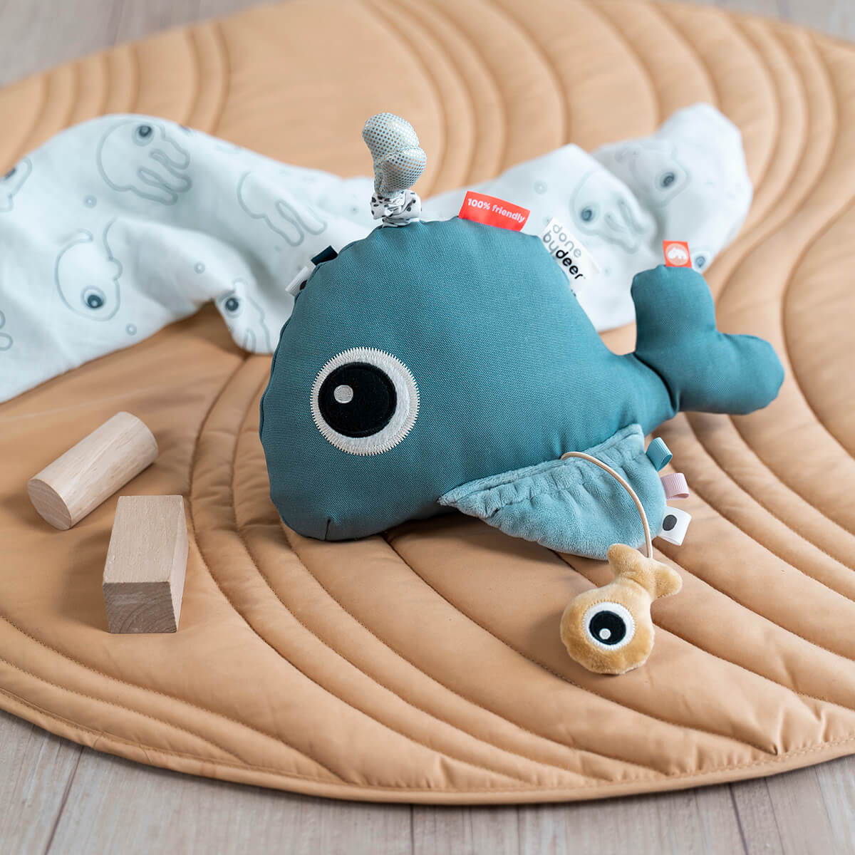 Activity floor mirror - Wally - Blue