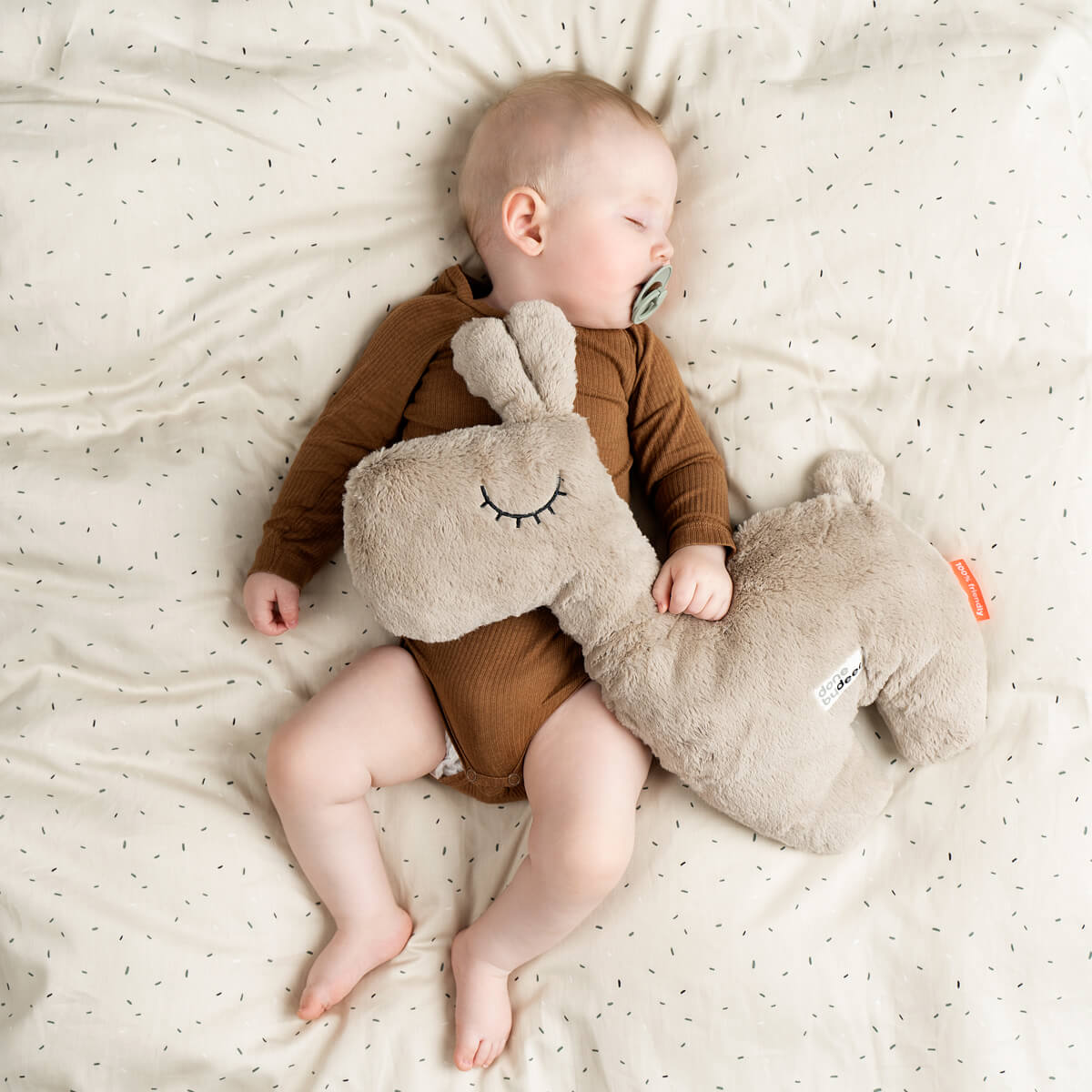 Cuddle friend - Lalee - Sand