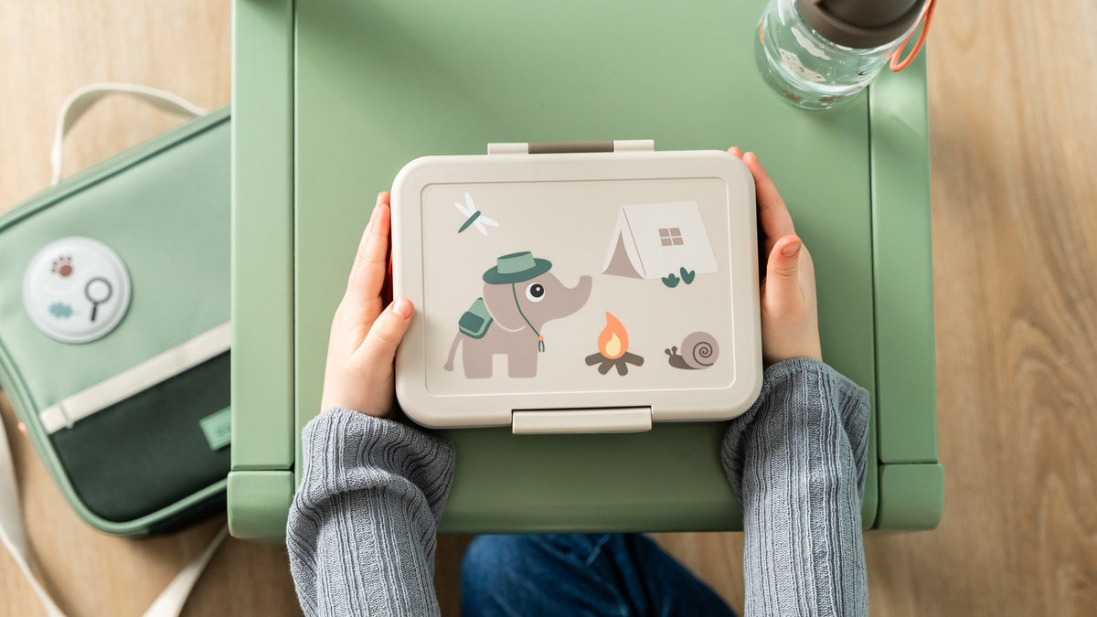 lunch boxes