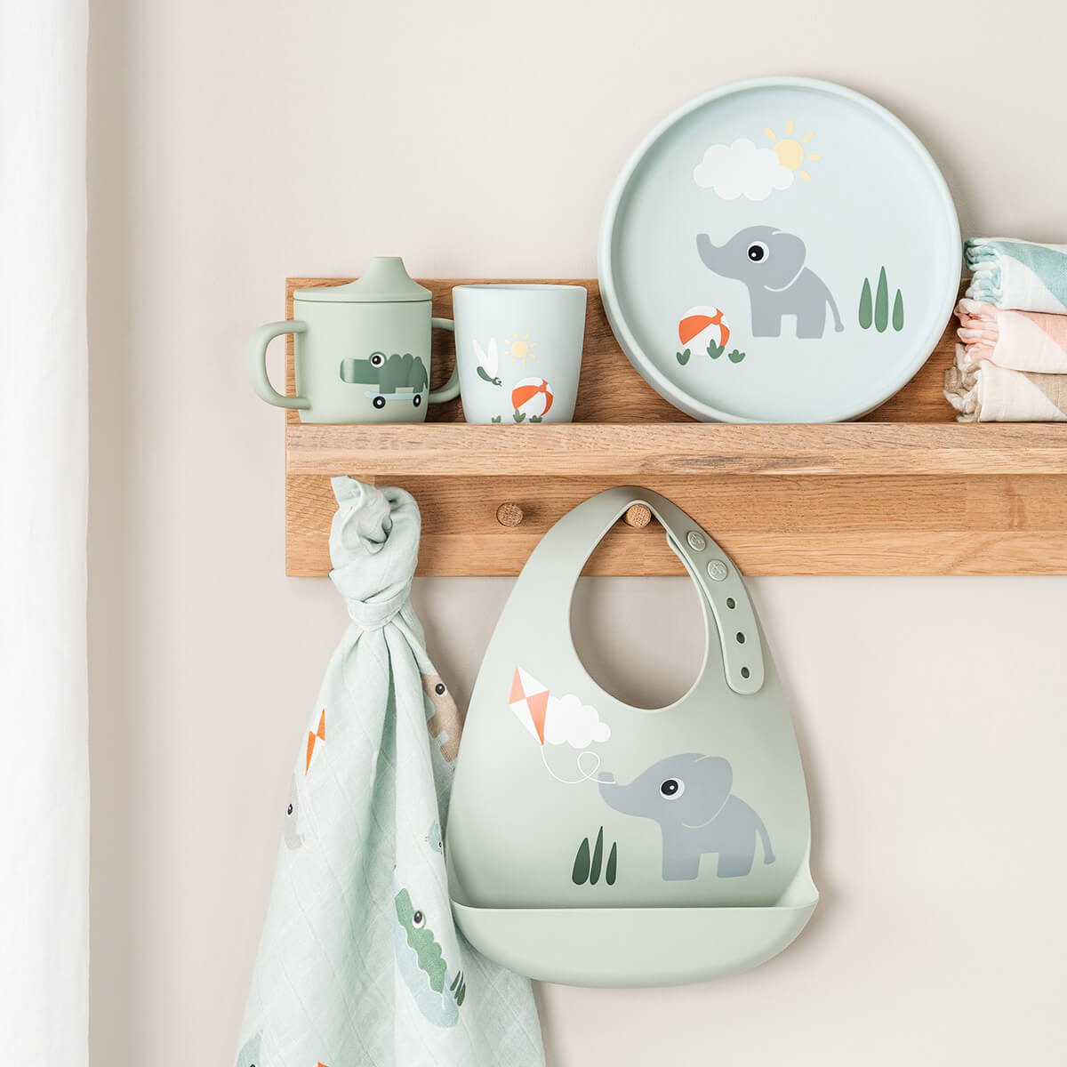 Vaso con boquilla de silicona de 2 asas - Parque infantil - Verde