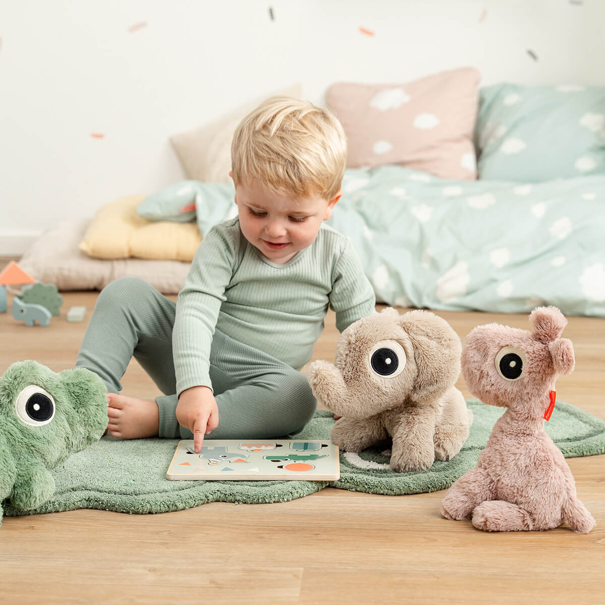 Cuddle bestie - Croco - Green - 28 cm – Shop at Done by Deer