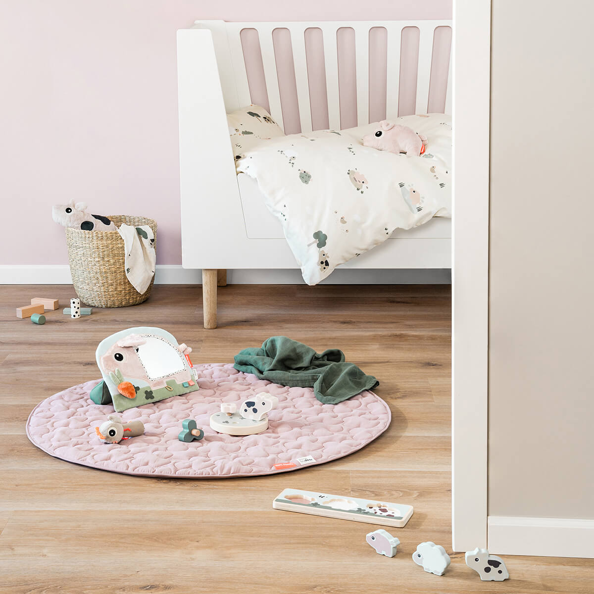 Activity play mat - Tiny farm - Powder – Shop at Done by Deer