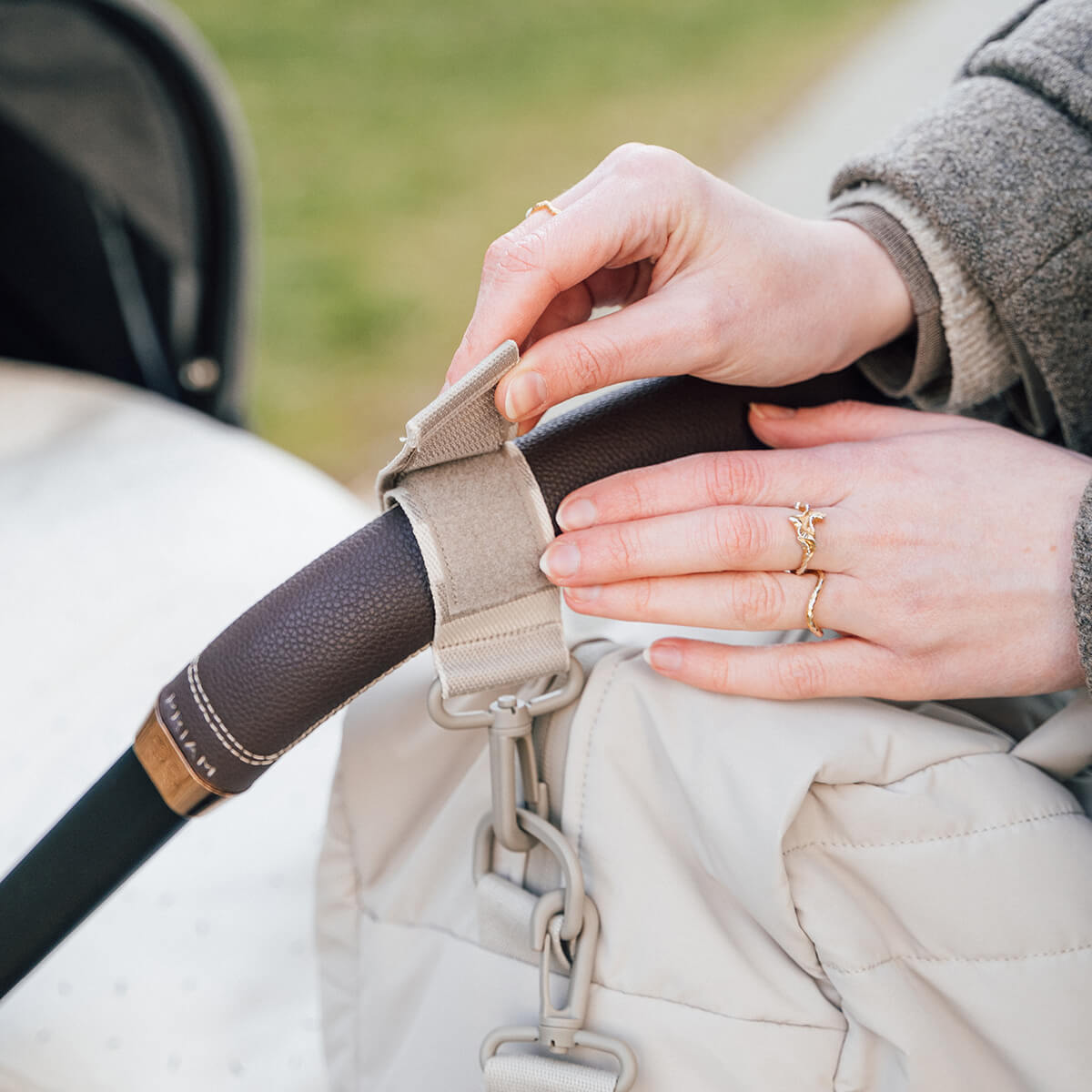 Quilted changing bag - Sand