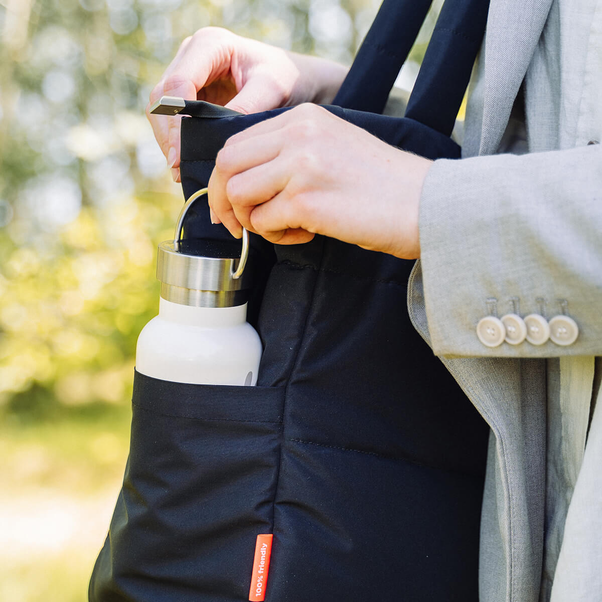 Quilted changing tote bag - Black – Shop at Done by Deer official