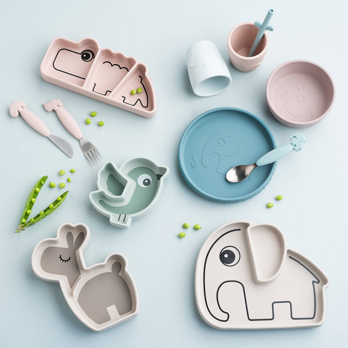 Assiette Bébé En Silicone Stick&Stay Done By Deer - Avec Ventouse, 3 Compartiments, 100% Qualité Alimentaire (Rose) - 12