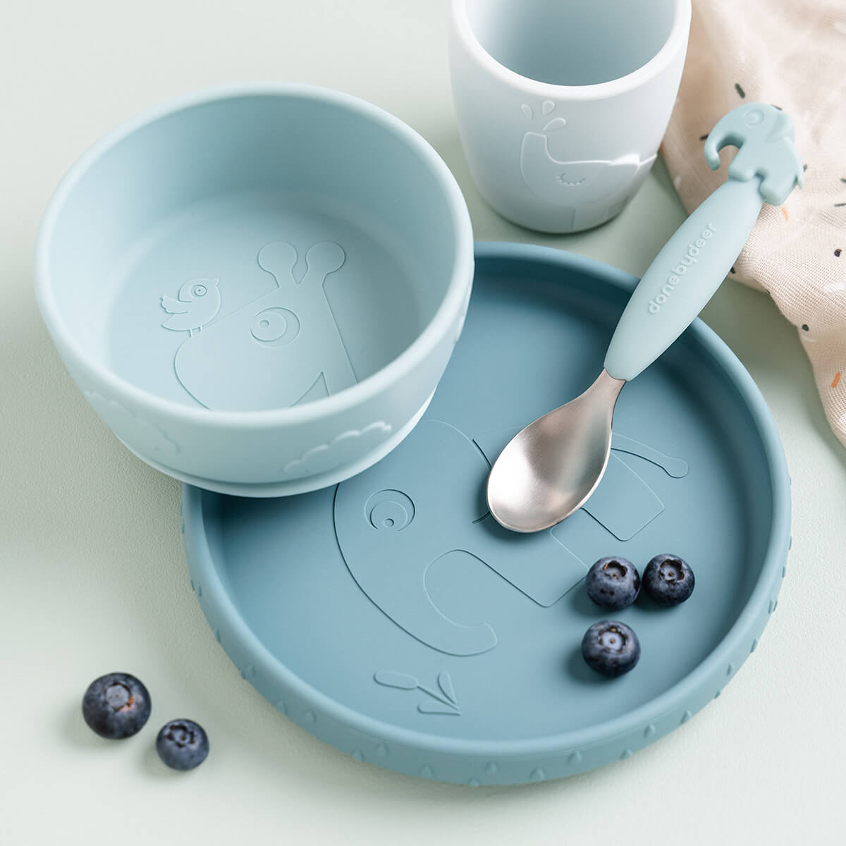 Stick Stay dinner set Deer friends Blue Shop at Done by Deer official webshop