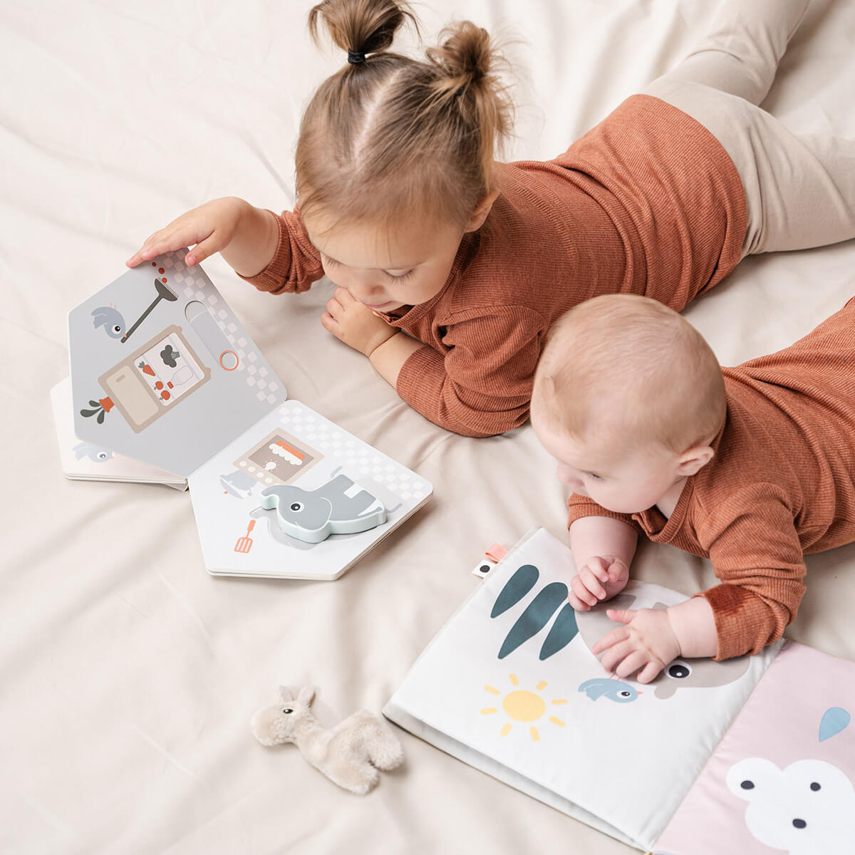 Tummy time soft book - Deer friends - Colour mix