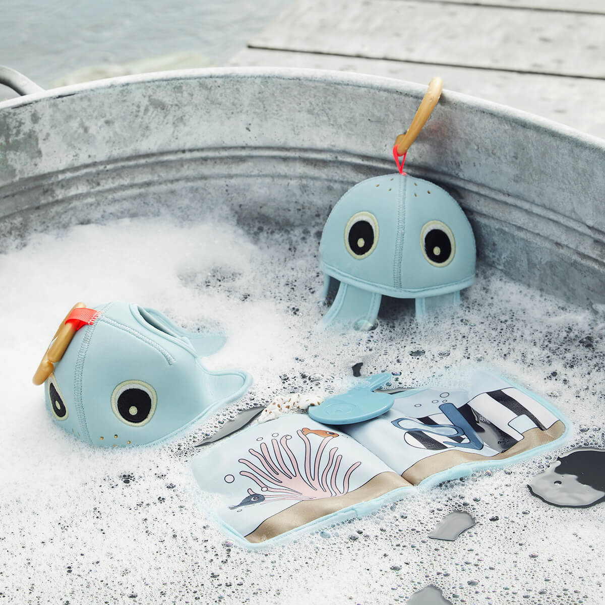 Bath time activity toy - Jelly - Blue