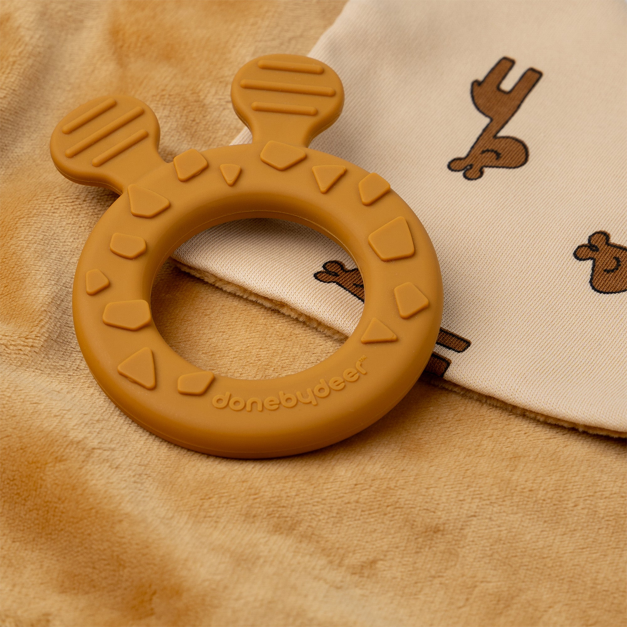 Comfort teether - Raffi - Mustard - Detail