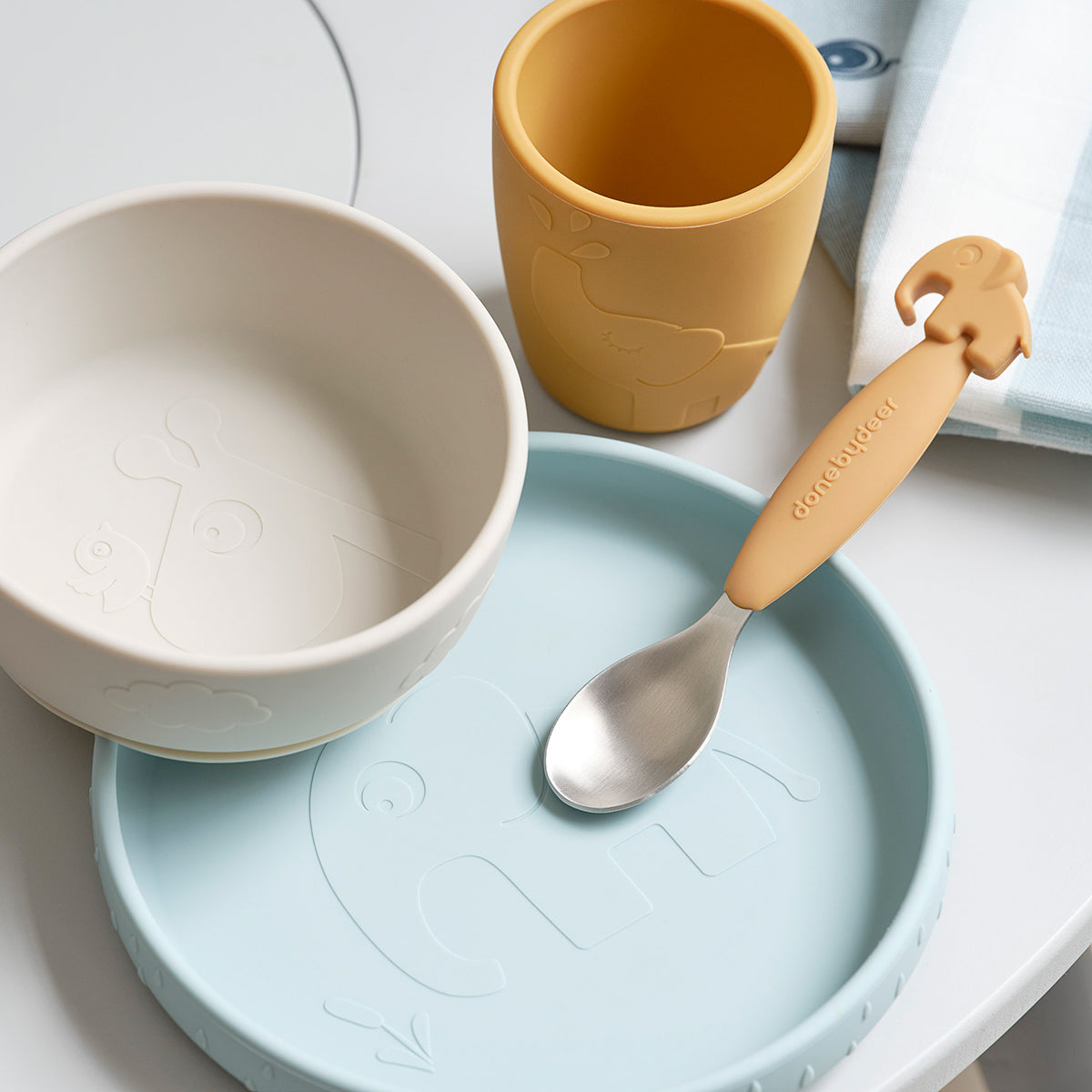 Stick & Stay dinner set - Deer friends - Colour mix - Lifestyle